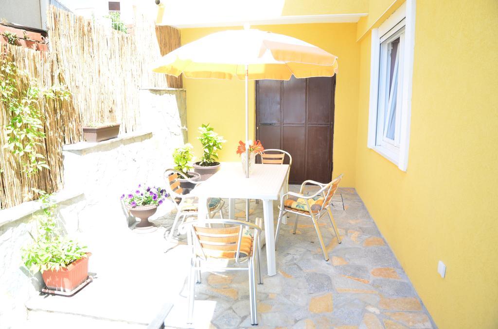 Apartments Cejovic ウルツィニ 部屋 写真